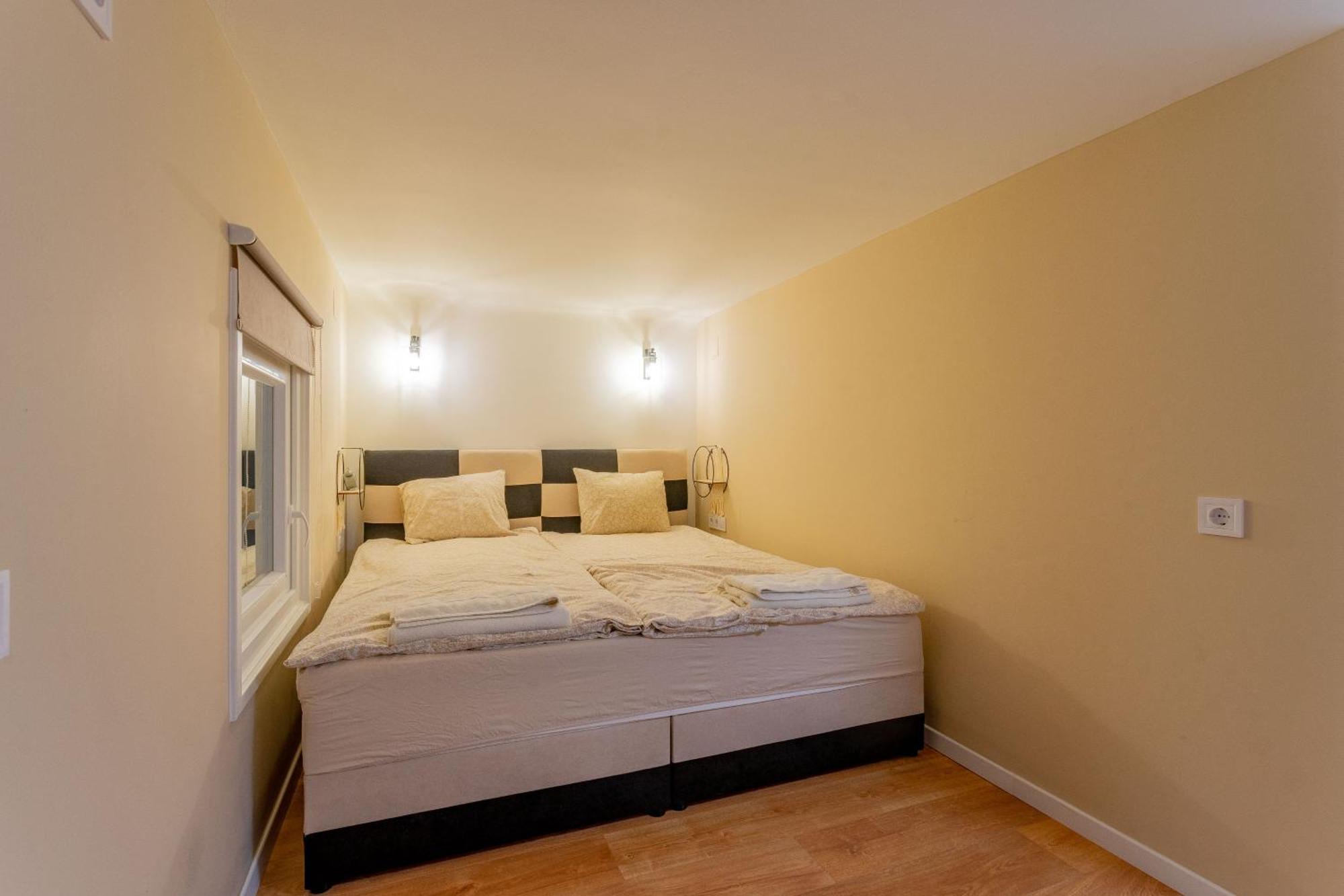 Full Equipment Designed Apartment In The Heart Of Budapest For 4 People ภายนอก รูปภาพ
