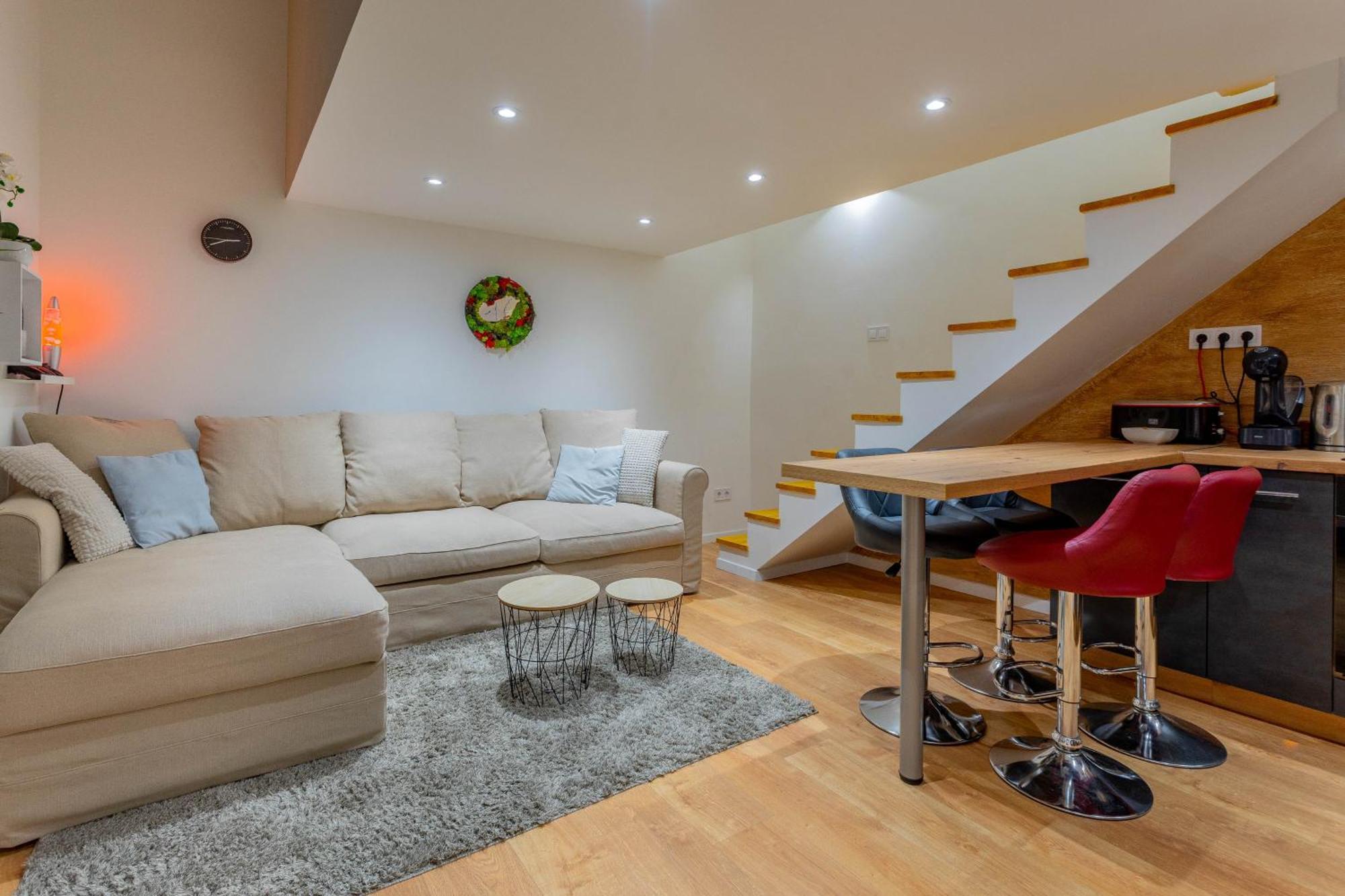 Full Equipment Designed Apartment In The Heart Of Budapest For 4 People ภายนอก รูปภาพ